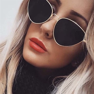 Vintage Cat Eye solbriller med guld stel